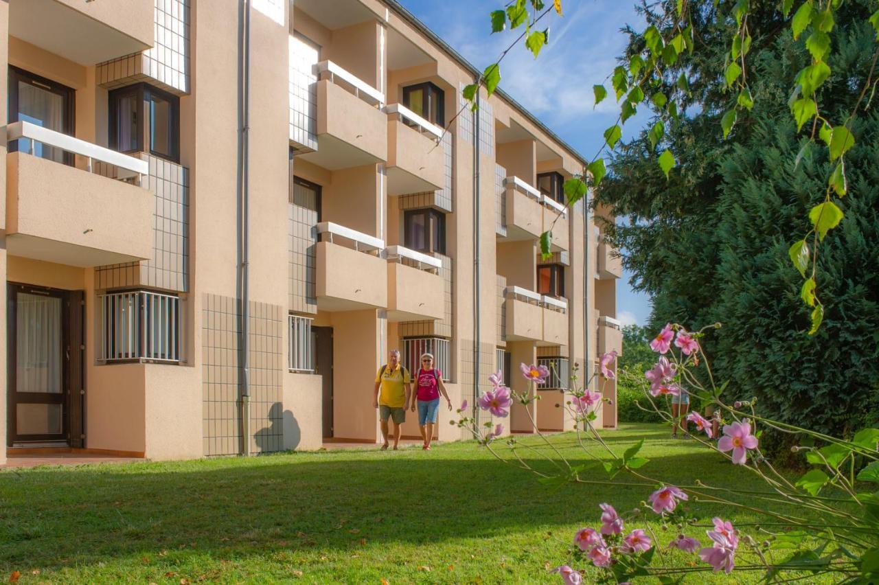 Residence Routes Du Monde Atc Bagneres De Bigorre Exterior foto